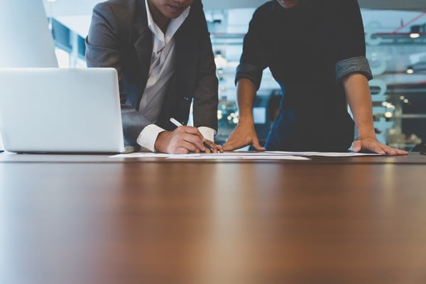 Setting up tracking features